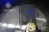 У Яворівському районі на автостоянці спалахнула машина