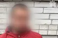 У Святошинському районі Києва патрульні затримали озброєного чоловіка