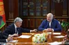 США передали лукашенку вітання від Трампа та зняли санкції з «Белавіа»