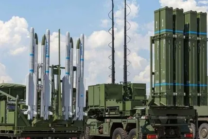 Зенітно-ракетний комплекс IRIS-T