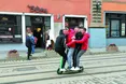 «Якщо самокати прирівняють до велосипедів, я ними не їздитиму. Страшно»