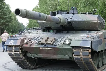 Танк Leopard 2. Фото з мережі