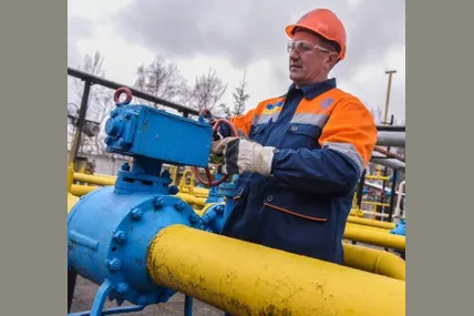 У дуже складній ситуації Україна має бути готова знайти газ на 2 мільярди доларів. Частину траншів ми знайшли, – Зеленський. Фото: 24 канал