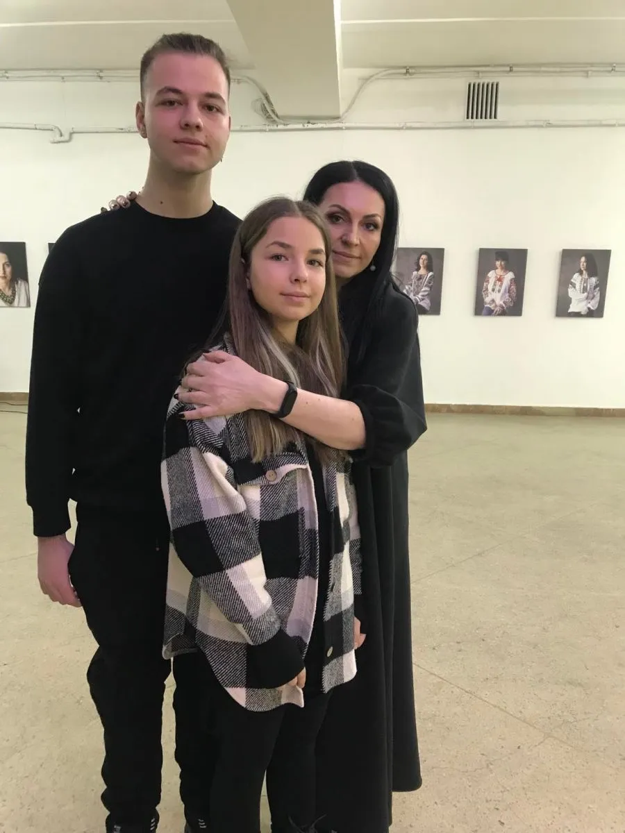 Оксана Ганкевич зі своїми дітьми.