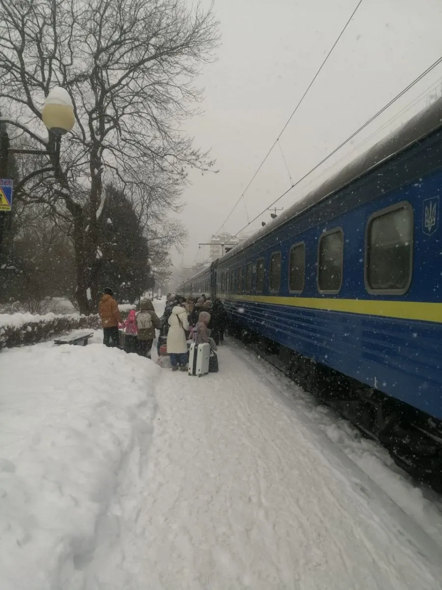 Після коротенько го відпочинку в Трускавці туристи з Дніпра назад повертаються