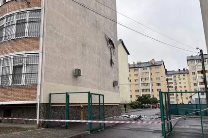 13.09.2026, 10:07				


									У Стрию російський дрон влучив у багатоповерхівку та інші будівлі: що відомо про атаку							

										Вранці 13 вересня 2026 року у Стрию на Львівщині пролунали вибухи під час повітряної тривоги. У місті зафіксу