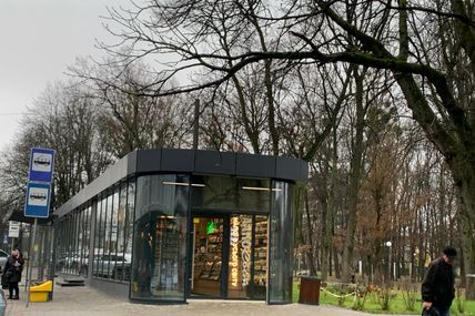 Без вивісок, зі штрафом, але з повноцінною торгівлею&hellip;