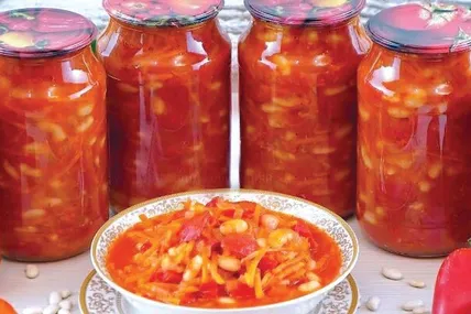 Лечо з квасолею та грибами