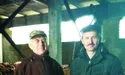 Виготовляє добриво з природного непотребу