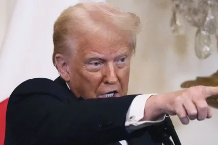 Трамп пов’язав аутизм із парацетамолом під час вагітності. Фото: Еспресо