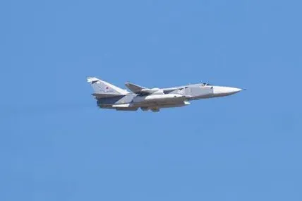російський Су-24 перехопили польські винищувачі над Балтійським морем. Фото: LMN