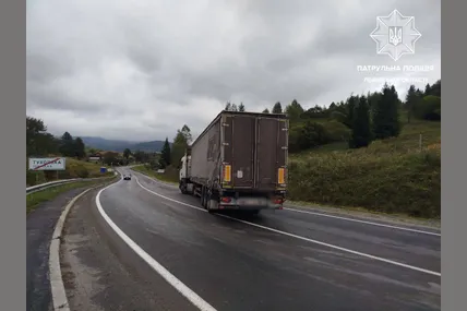 Фото із соцмереж патрульної поліції Львівщини