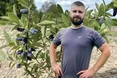 Після поранення повернувся до ягідників