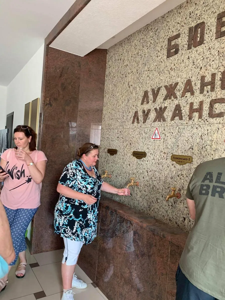 Бювет одного із санаторіїв Поляни.