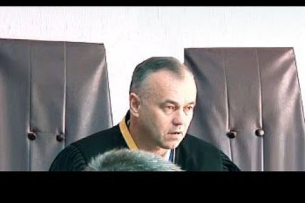 Столичного суддю Ясельського, який &laquo;поховав&raquo; справу львівського &laquo;беркутівця&raquo; Пацеляка, як поганого школяра, змусили доучуватися&hellip;