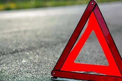 У Тернополі водій наїхав на двох військових, які перевіряли його документи