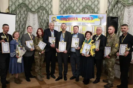 Лауреатів конкурсу "Людина року" нагороджували у стінах відреставрованого Збаразького замку. Фото Василя Бурми