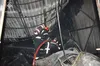 У Львові в пожежі на автосервісі згоріло 3 автомобілі