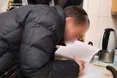 Судитимуть жителя Запоріжжя за серійне зґвалтування 13-річної доньки своєї співмешканки