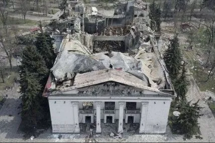 Драмтеатр у Маріуполі. Фото Управління стратегічних комунікацій ЗСУ