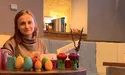 Воскова свічка дарує надію й тепло