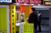 Долар подешевшав на 11 копійок, євро — на 2: офіційний курс валют на 10 листопада
