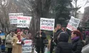 «Замість того, щоб на гемодіалізі лежати, стовбичимо під облрадою!»