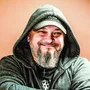 «Після мого відходу з театру зникли деякі хороші вистави — мені не знайшли заміни. Досі соромно за це перед батьком»
