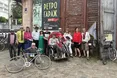 У вінтажному одязі, на старовинному ровері… Вулицями Львова пройшов 7-й Міжнародний ретровелопробіг