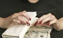 «Оксана Золота Ручка» навіть кума «кинула» на 50 тисяч доларів!