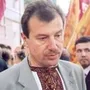 Бачити скалку в чужому оці і не бачити колоди в своєму...