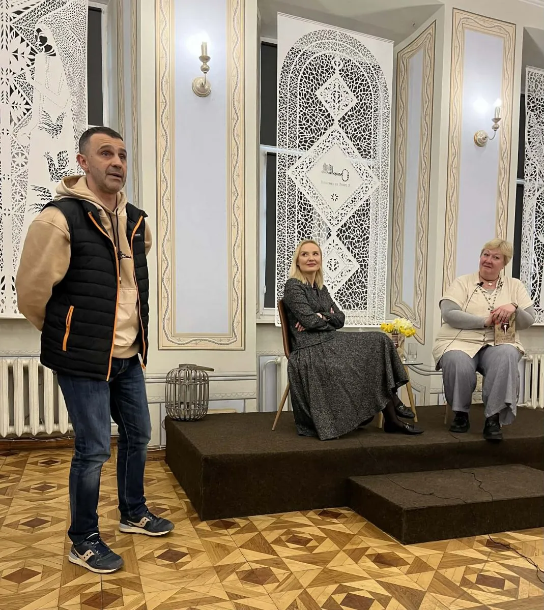 Про зустріч з Людмилою Пуляєвою розповідав і Тарас Стадницький (Володька")