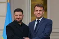 Зеленський у Франції: президент зустрівся з Макроном у Парижі