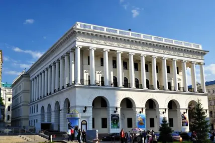 Музична академія тепер уже без Чайковського