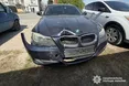 У Шептицькому районі водій BMW в'їхав у меморіал Героям Небесної Сотні та втік