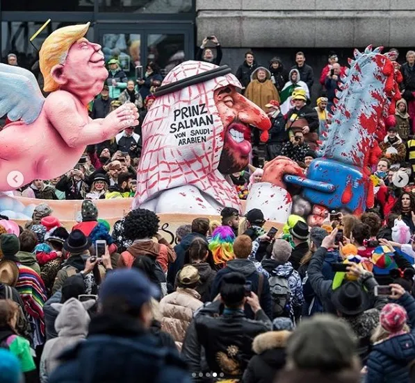 Трамп за спиною саудівського принца, якого жорстко критикували у зв’язку з убивством журналіста