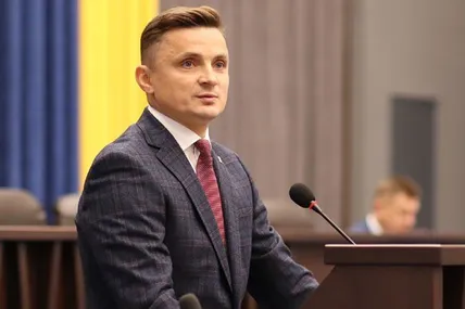 Юридичну боротьбу за свою посаду голова Тернопільської облради Михайло Головко поки що виграє. Фото із соцмереж.