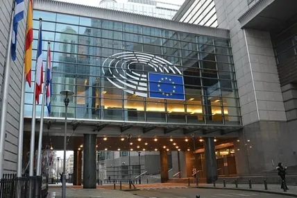 Європарламент ухвалив резолюцію із закликом до країн ЄС збивати літаки рф у своєму повітряному просторі