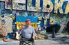 78-річний волонтер з інвалідністю відвідав 20 міст України, збираючи донати для ЗСУ