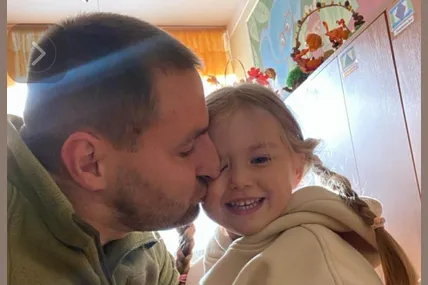 Пан Ігор зі своєю донечкою Яною. Фото з архіву Ігоря Солонини