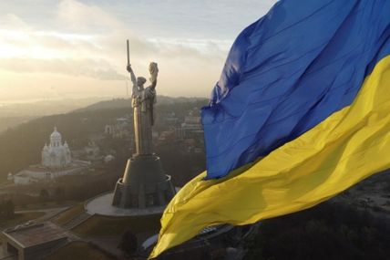 Кредит, а не дотації, врятують державність