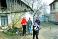 Столітня хата от-от «поховає» багатодітну сім’ю