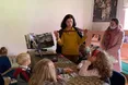 “Не можна старі фото клеїти у новий альбом”