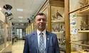 «Краватку з пінгвінами мені привезли з міста Пунта-Аренас, що у Чилі»