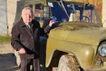 У 87 років став фронтовим волонтером