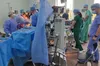 Львівські та хмельницькі хірурги спільно зробили чоловікові пересадку серця