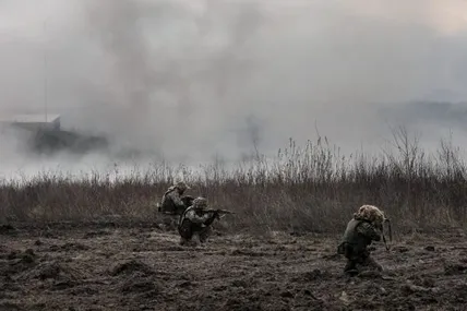 На Чернігівщині знищено дві колони російської бронетехніки