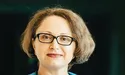 «Кожного ранку мама миє руки, витирає їх насухо і проводить догляд…»