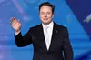 Компанія Ілона Маска видаляє «недоречні» коментарі ШІ: зокрема — прославляння Гітлера