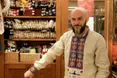 «Раніше знався на зброї, тепер — на різновидах вишивальних технік»